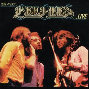 Bee Gees – Here At Last… Bee Gees …Live (Live Version)(00042283379121)【16bit／44.1kHz】美国区-OppsUnote音乐广场