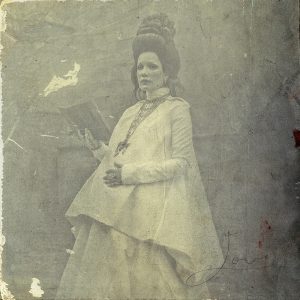 Halsey – Love And Power EP：LoveⒺ(00602445387144)【16bit／44.1kHz】土耳其区-OppsUnote音乐广场