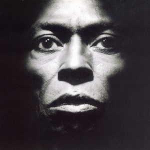 Miles Davis – Tutu (Deluxe) Remastered【16bit／44.1kHz】美国区-OppsUnote音乐广场