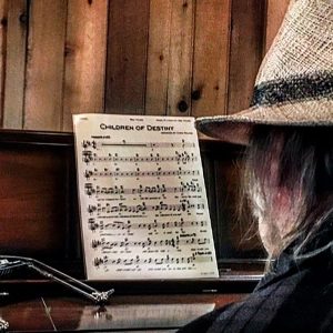 Neil Young – Children of Destiny – Single(054391956453)【24bit／96.0kHz】美国区-OppsUnote音乐广场