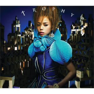 Chara – TROPHY – Single(00044002847287)【16bit／44.1kHz】日本区-OppsUnote音乐广场