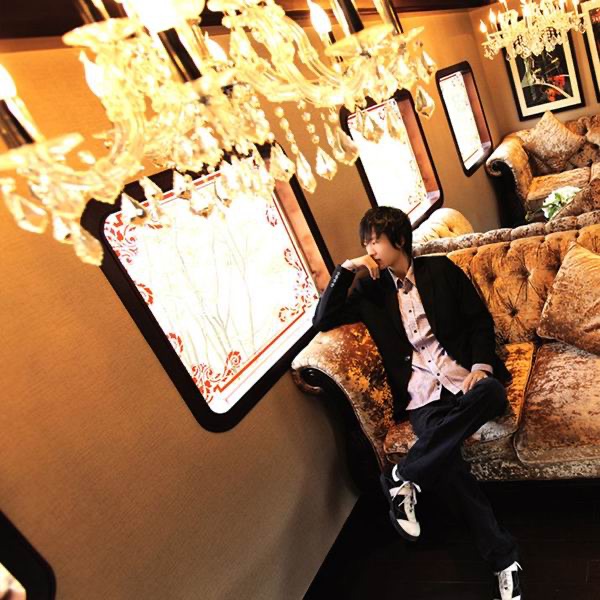 许嵩 – 许嵩 No.1(6951025485249)【16bit／44.1kHz】香港区-OppsUnote音乐广场