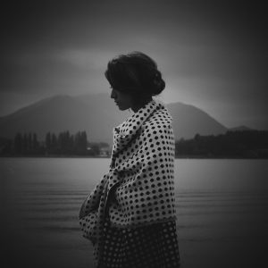 尚雯婕 – 伤人情歌(6941904158982)【16bit／44.1kHz】台湾区-OppsUnote音乐广场